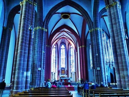 聖シュテファン教会ステンドグラス