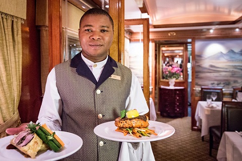 南ア産食材を使ったフルコース料理をどうぞ