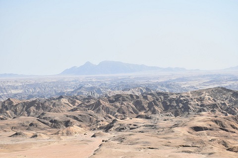 ムーン・ランド・スケープ