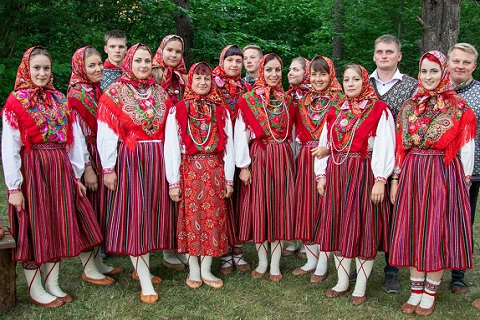 キフヌ島の民族衣装