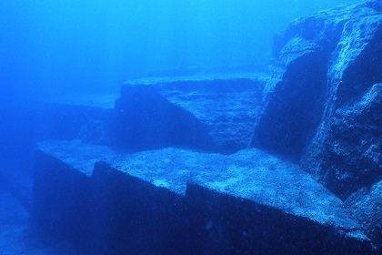 海底地下遺跡