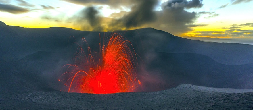 ヤスール火山