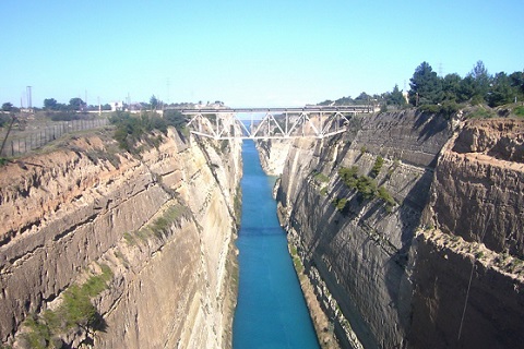 コリントス運河