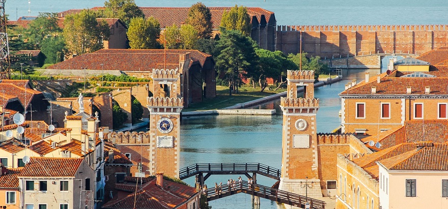 ベネチア本島では、生活感が感じられる下町カステッロ地区を散策