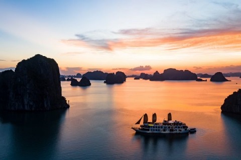 ハロン湾の夕日