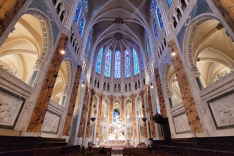 シャルトル大聖堂ステンドグラス