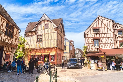 ギミリオ 聖堂囲い地