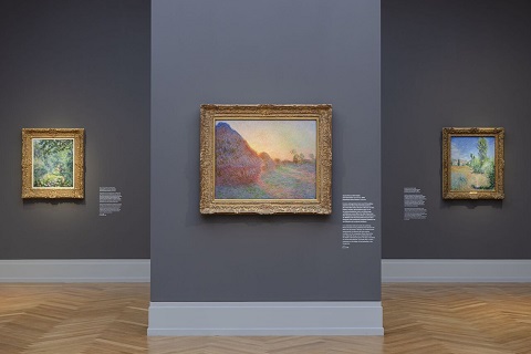 モネの作品32点など